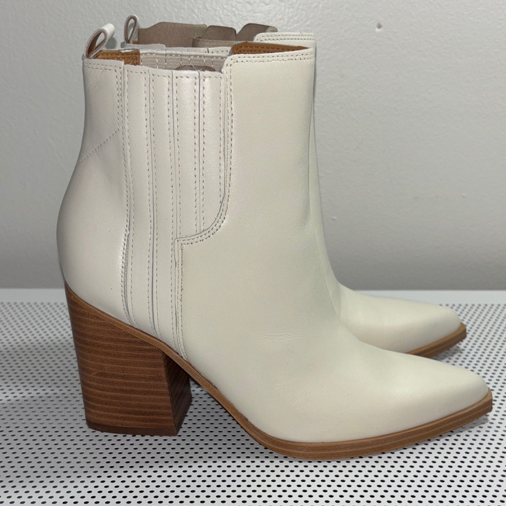 #7. 🆕 NWOT Marc Fisher Gadri Ivory Ankle Booties - Picture 3 of 8